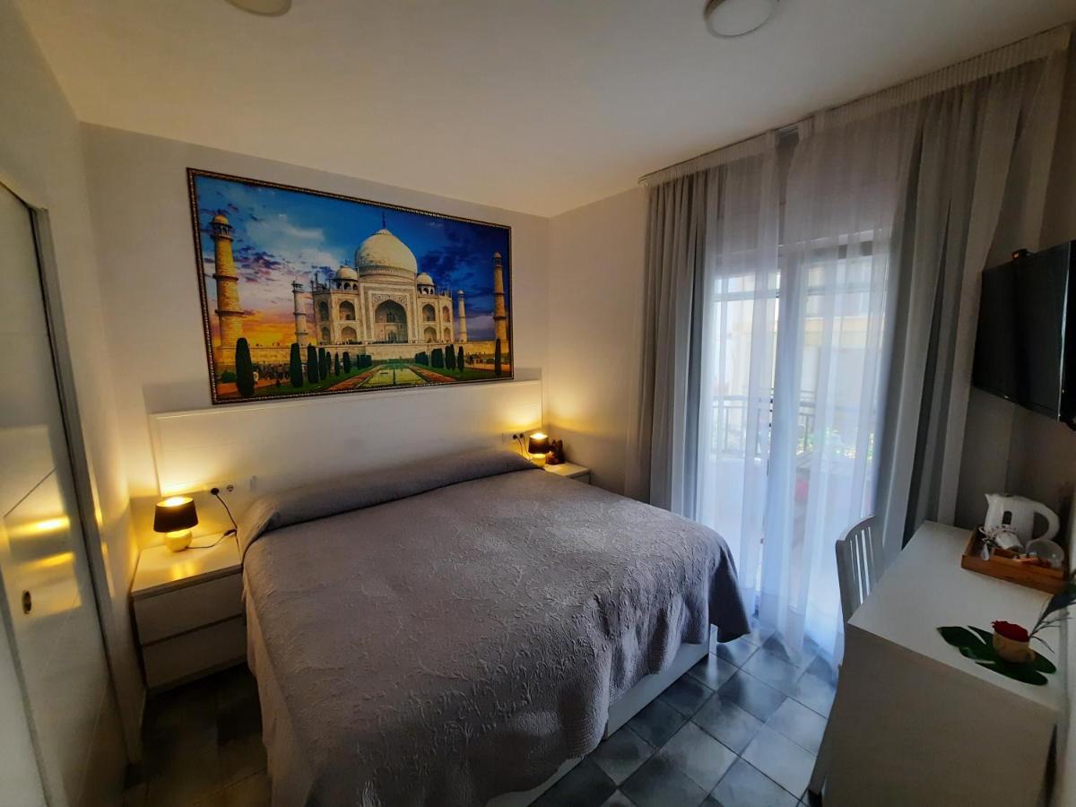 Hotel Maravillas del Mundo Calpe Habitación foto